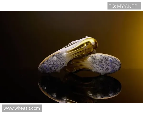 足球女星穿什么球鞋最时尚 专业与美感兼具的推荐解析